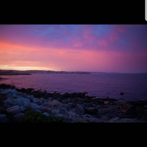 Meet your Posher, Laura - Picture 1 of 1